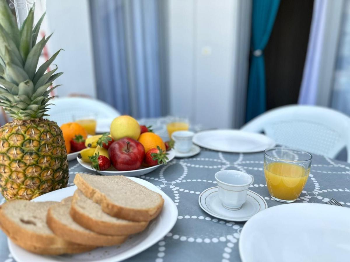 فلورا Trea Accomodations - Port Side المظهر الخارجي الصورة